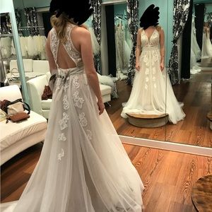Essence of Australia Wedding dress
